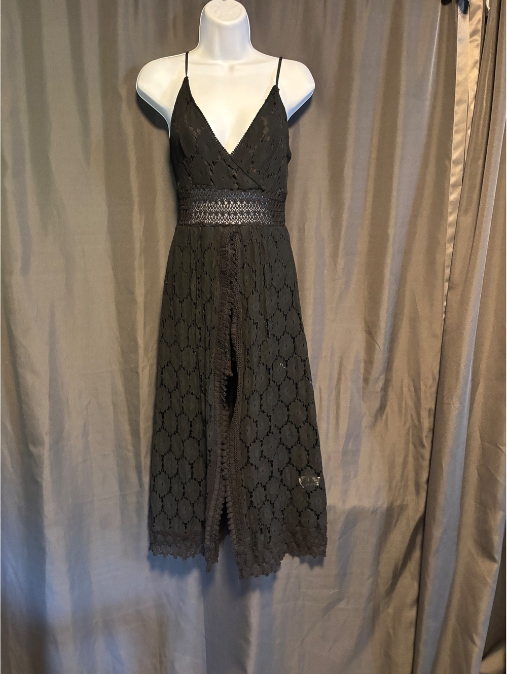CUPSHE Black Lace Maxi Romper Dress Size Small